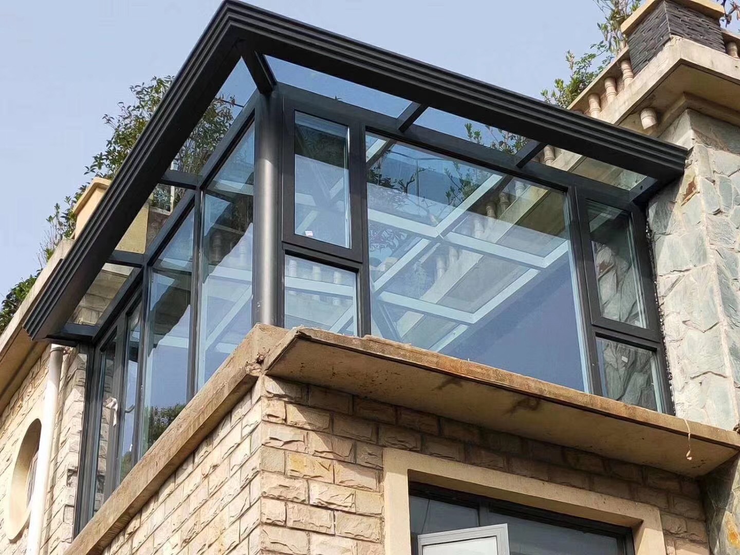 陽光房案例展示--平頂+飄檐